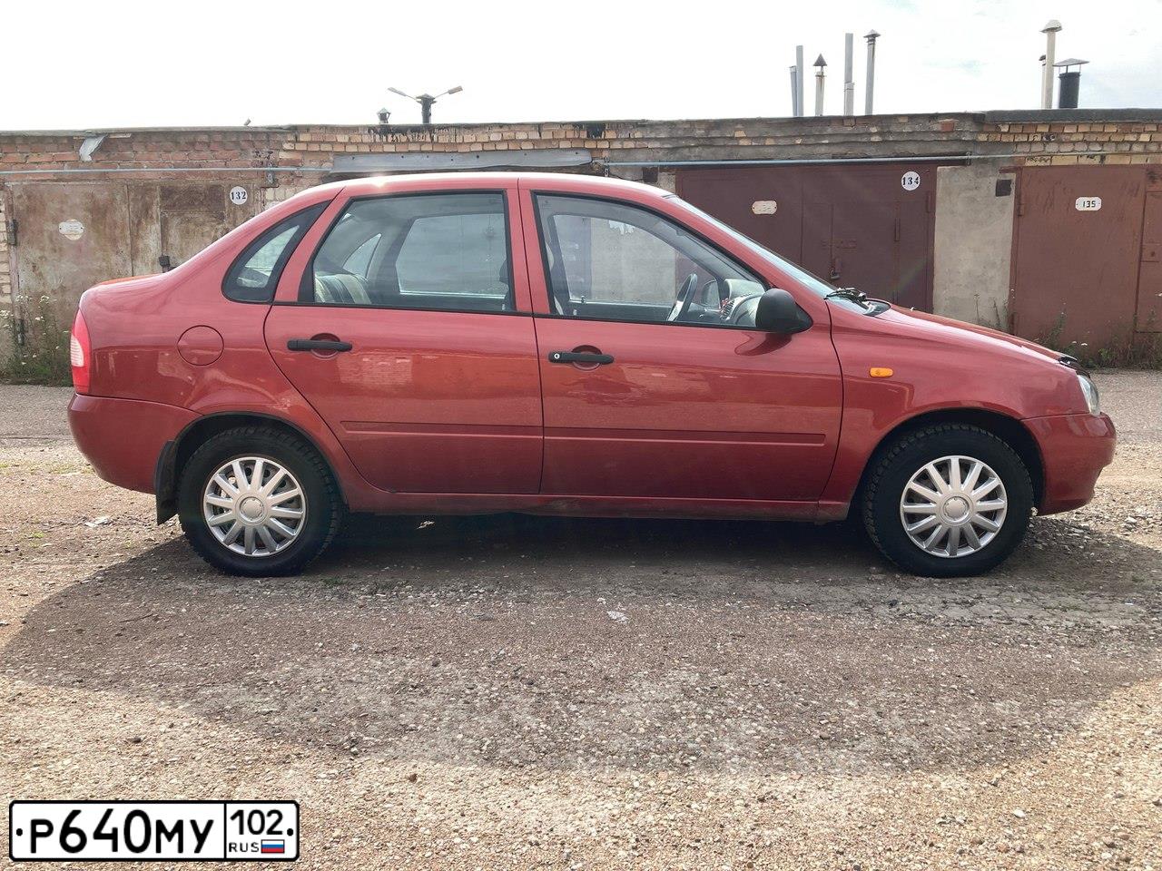 Фото автомобиля LADA 1118 KALINA, 2009 — госномер Р640МУ102. Цвет: СЕРЕБРИСТО-КРАСНЫЙ