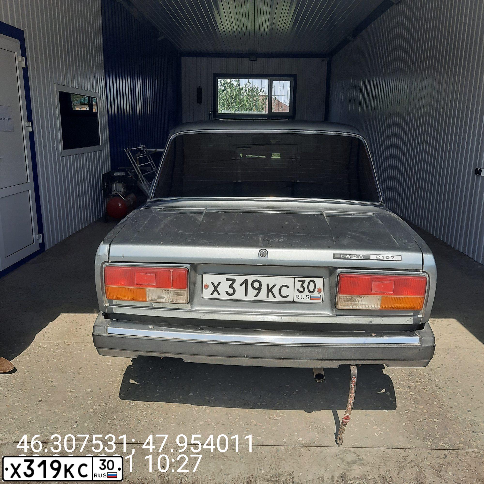 Фото автомобиля LADA 2107, 2010 — госномер Т221ТУ797. Цвет: СРЕДНИЙ СЕРО-ЗЕЛЕН МЕТ