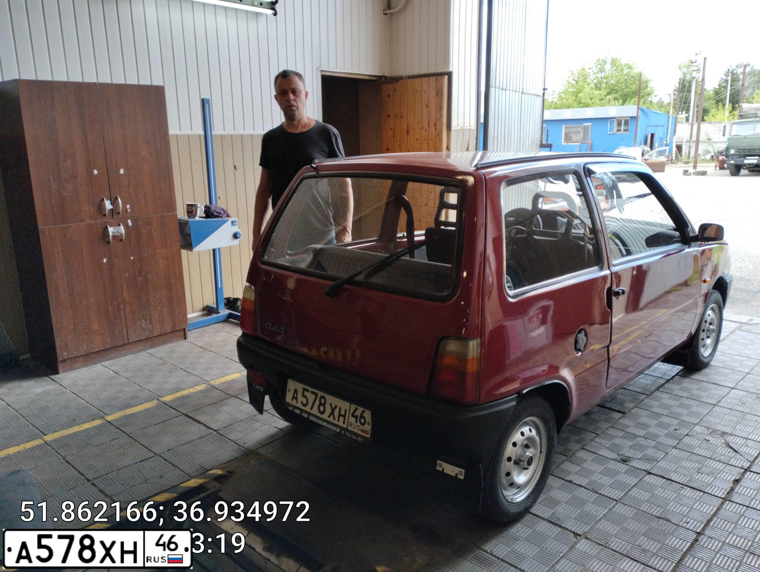 Фото автомобиля SEAZ OKA, 2000 — госномер Р329ЕХ46. Цвет: ВИШНЯ