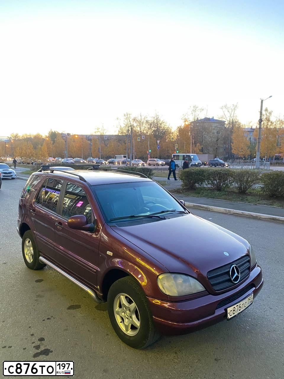 Фото автомобиля HONDA PILOT, 2012 — госномер Е411РХ147
