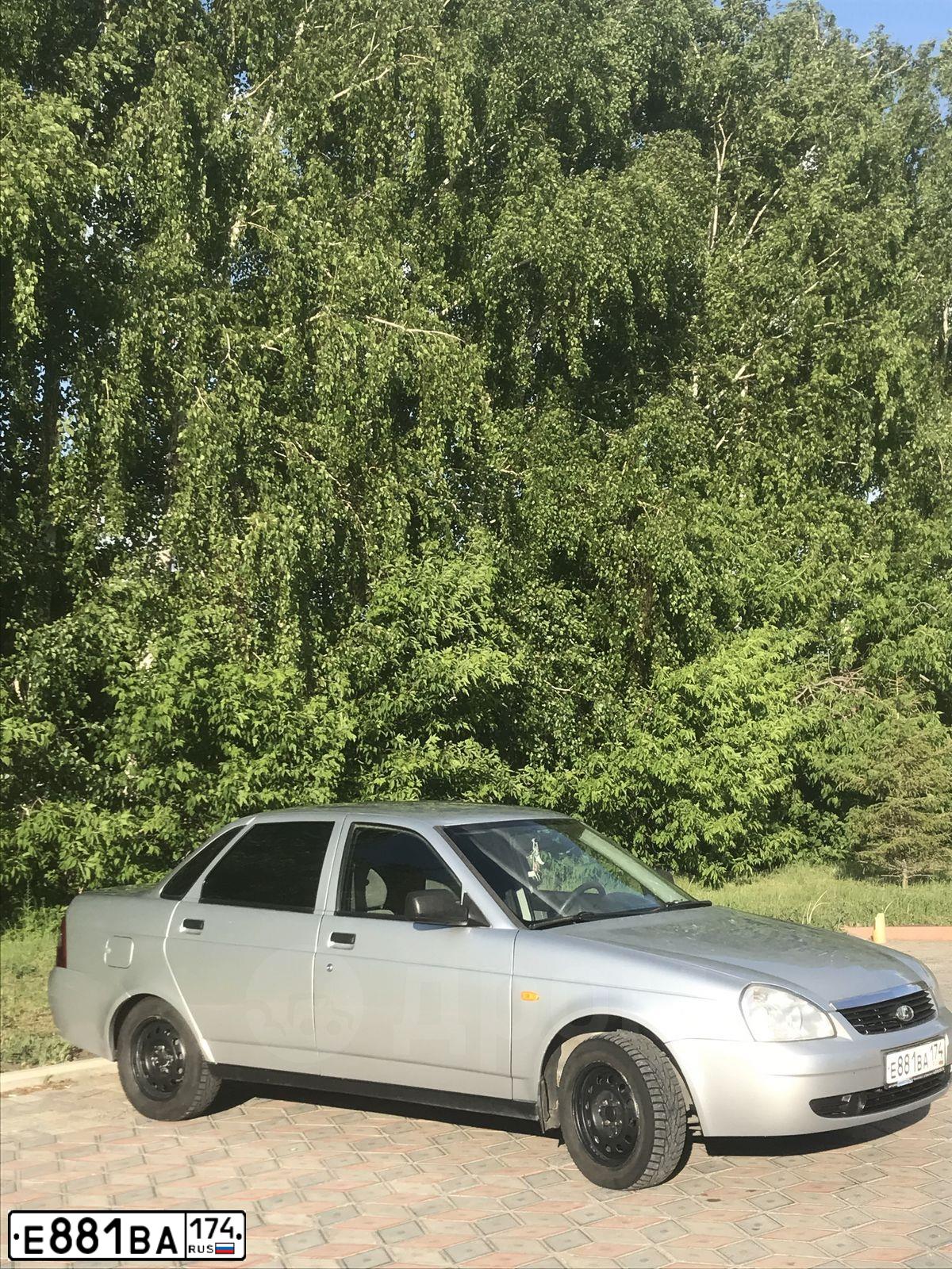 Фото автомобиля LADA 2170 PRIORA, 2007 — госномер Е881ВА174. Цвет: СВЕТЛО-СЕРЕБРИСТЫЙ МЕТАЛЛ