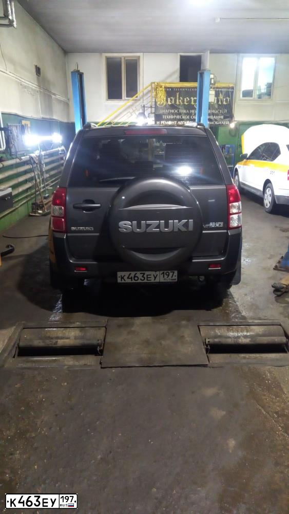 Фото автомобиля SUZUKI /GRAND/ VITARA, 2010 — госномер К463ЕУ197. Цвет: СЕРЫЙ