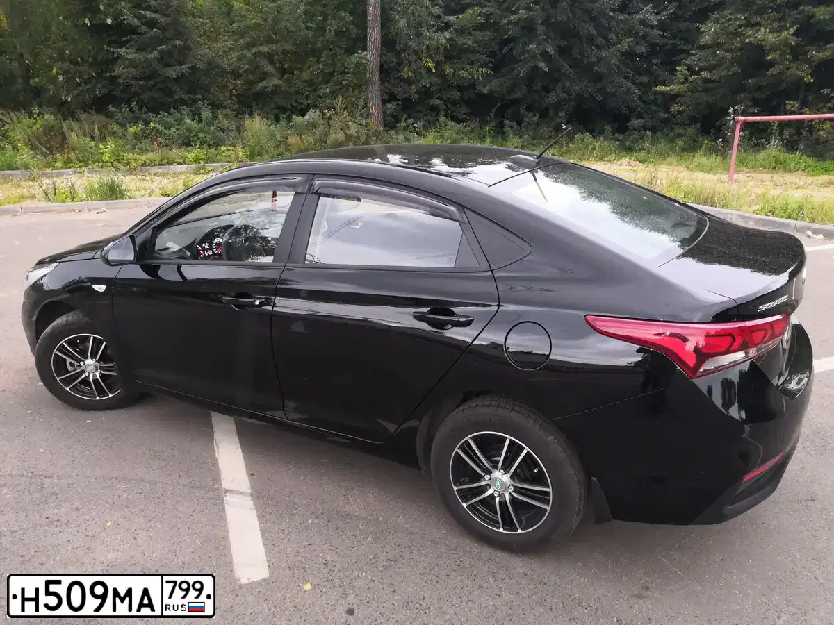 Фото автомобиля HYUNDAI SOLARIS, 2018 — госномер М285УХ35