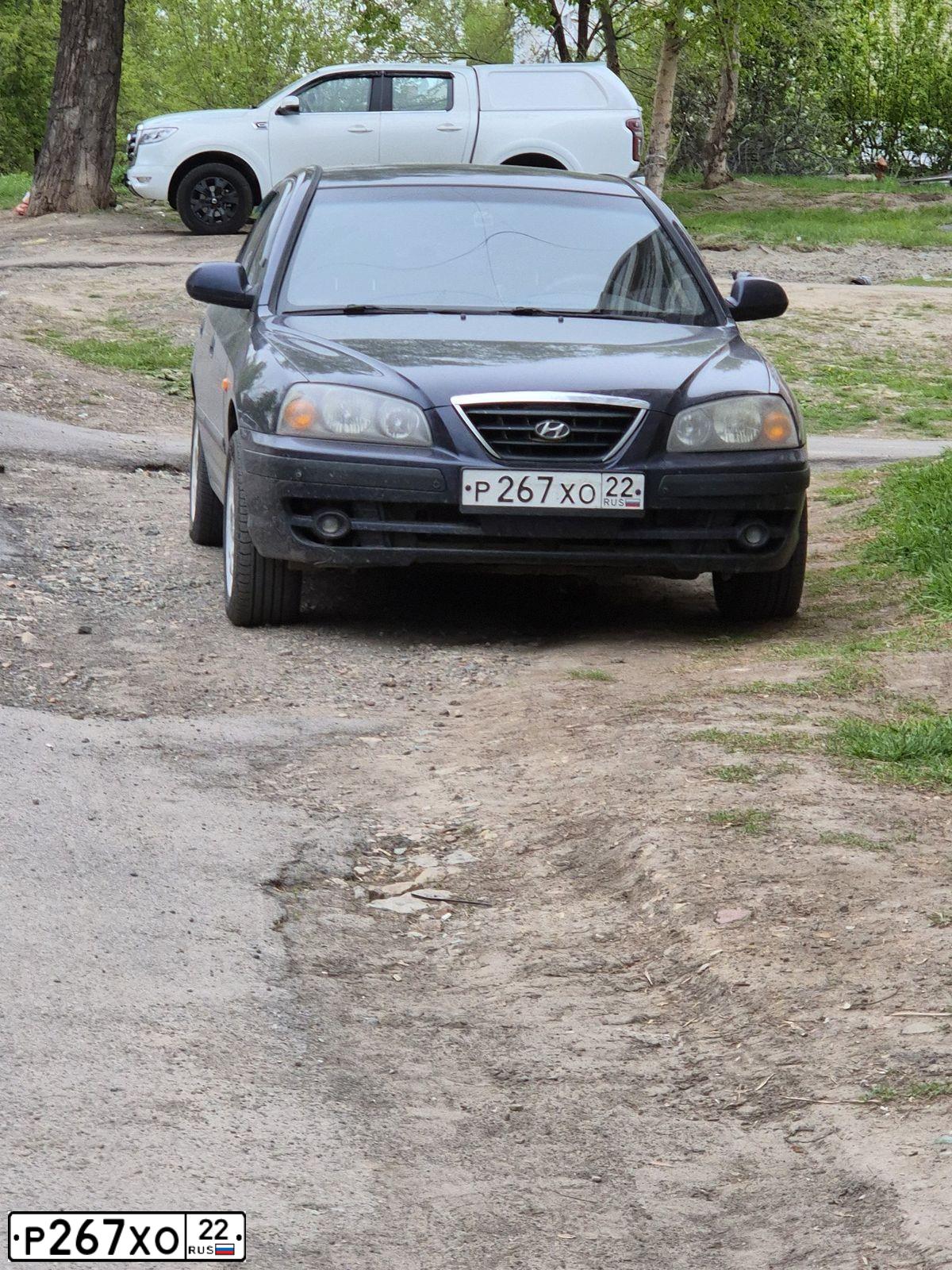Фото автомобиля HYUNDAI ELANTRA, 2005 — госномер С493АУ177. Цвет: ТЕМНО-СИНИЙ