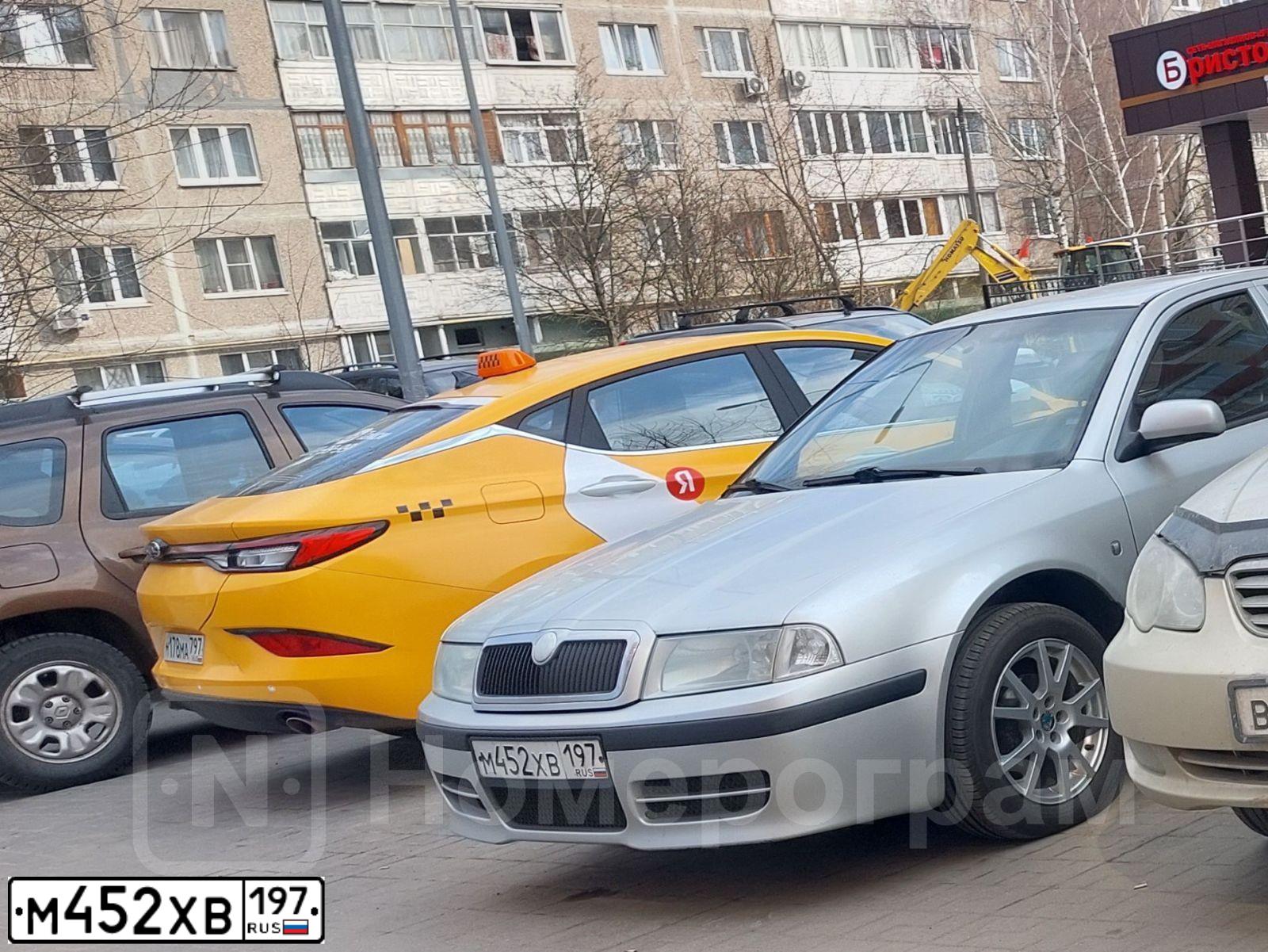 Фото автомобиля FORD ФОРД "ФОКУС", 2012 — госномер У929РМ48. Цвет: КРАСНЫЙ