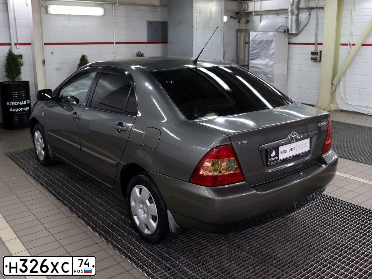 Фото автомобиля TOYOTA COROLLA, 2006 — госномер С111ЕТ198. Цвет: СЕРЫЙ