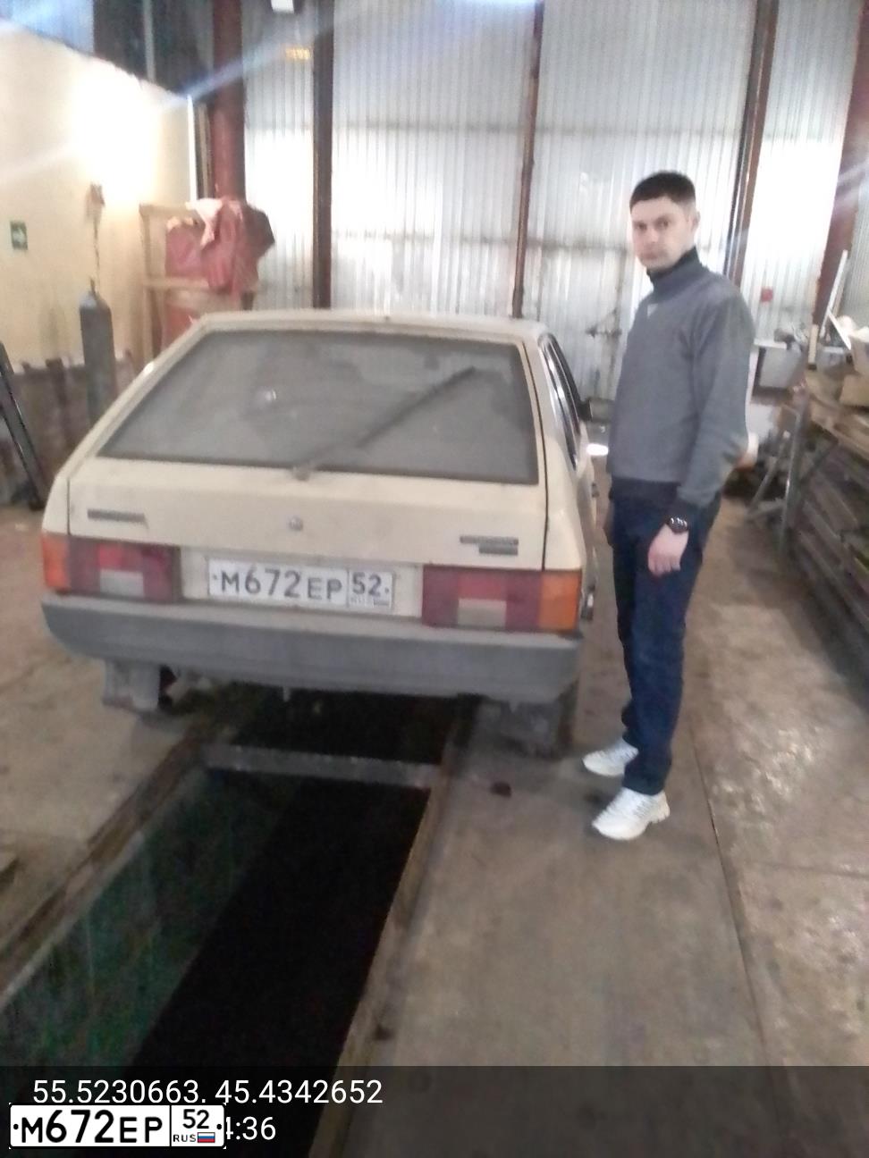 Фото автомобиля ВАЗ 2109, 1987 — госномер У386ОА152. Цвет: БЕЖЕВЫЙ