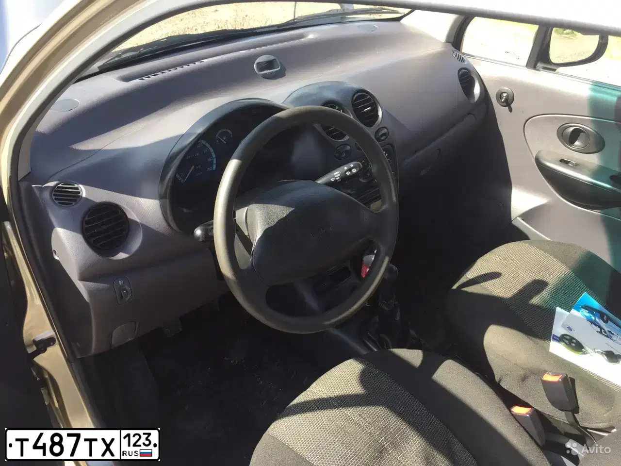 Фото автомобиля DAEWOO MATIZ, 2012 — госномер Т487ТХ123. Цвет: САХАРА