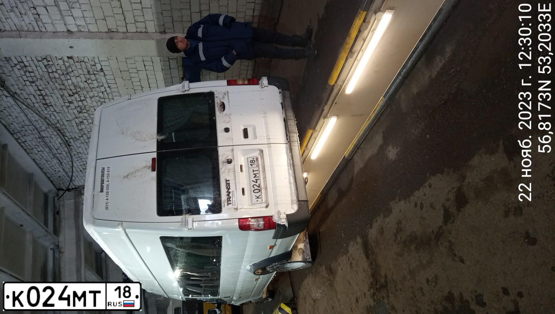 Фото автомобиля FORD TRANSIT, 2013 — госномер К024МТ18. Цвет: Белый