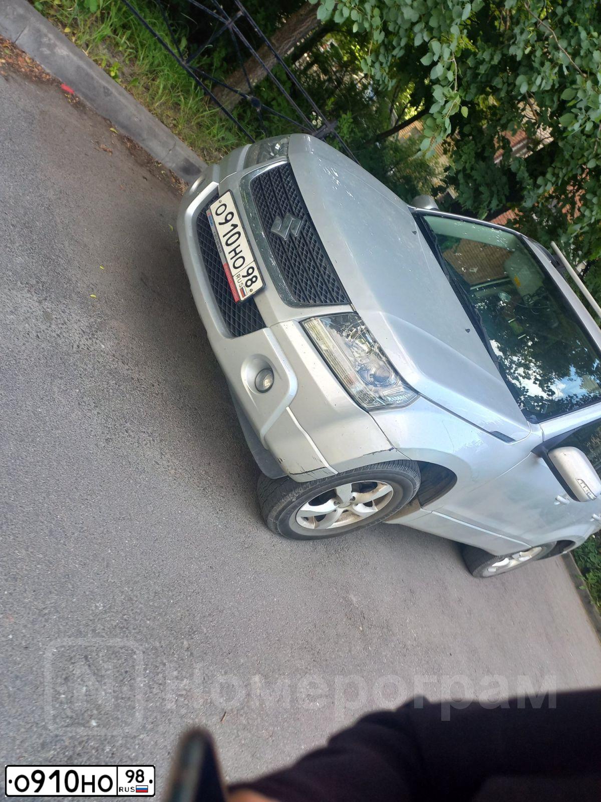 Фото автомобиля SUZUKI /GRAND/ VITARA, 2008 — госномер О910НО98. Цвет: СЕРЕБРИСТЫЙ