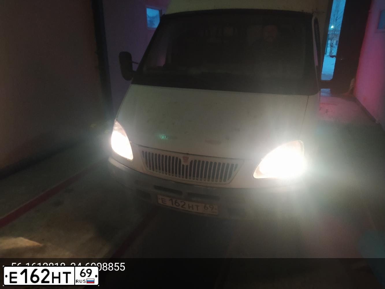 Фото автомобиля GAZ 3302, 2010 — госномер Е162НТ69. Цвет: Белый