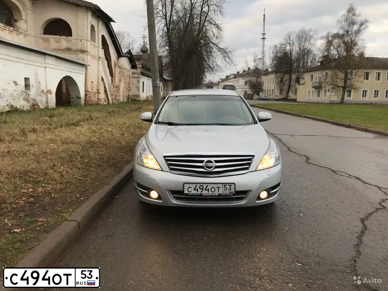 Фото автомобиля NISSAN TEANA, 2008 — госномер Н044МР10. Цвет: Серебристый