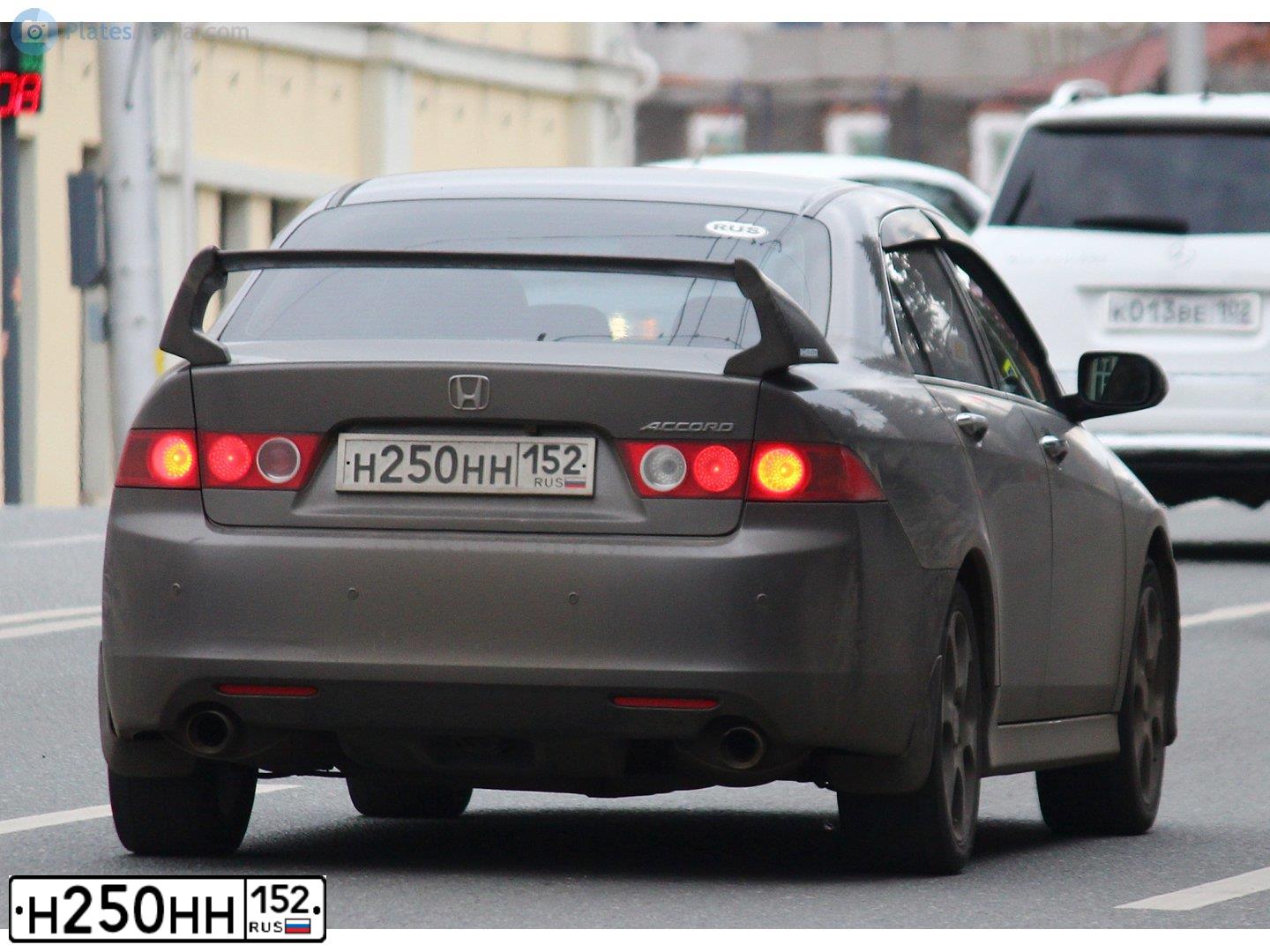 Фото автомобиля HONDA ACCORD, 2007 — госномер Н250НН152. Цвет: ТЕМНО-СЕРЫЙ