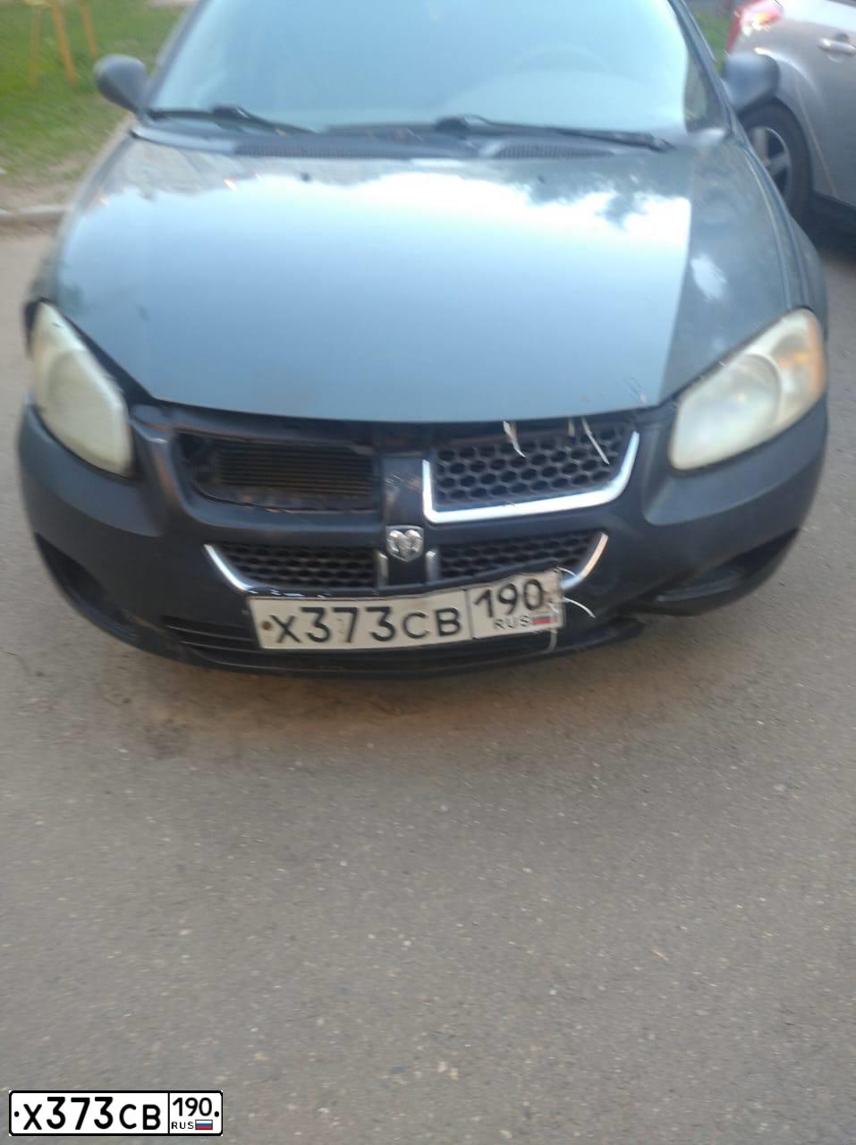 Фото автомобиля DODGE STRATUS, 2004 — госномер Х373СВ190. Цвет: ЗЕЛЕНЫЙ