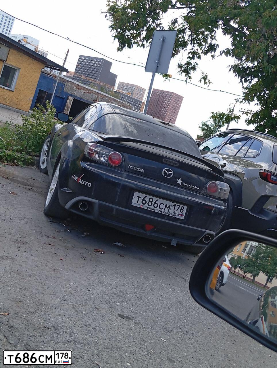 Фото автомобиля MAZDA RX-8, 2003 — госномер Т686СМ178. Цвет: ЧЕРНЫЙ