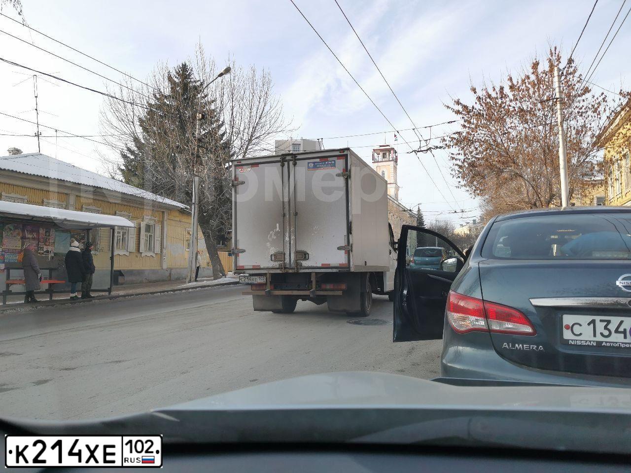 Фото автомобиля CHEVROLET AVEO, 2008 — госномер К214ХЕ102. Цвет: синий
