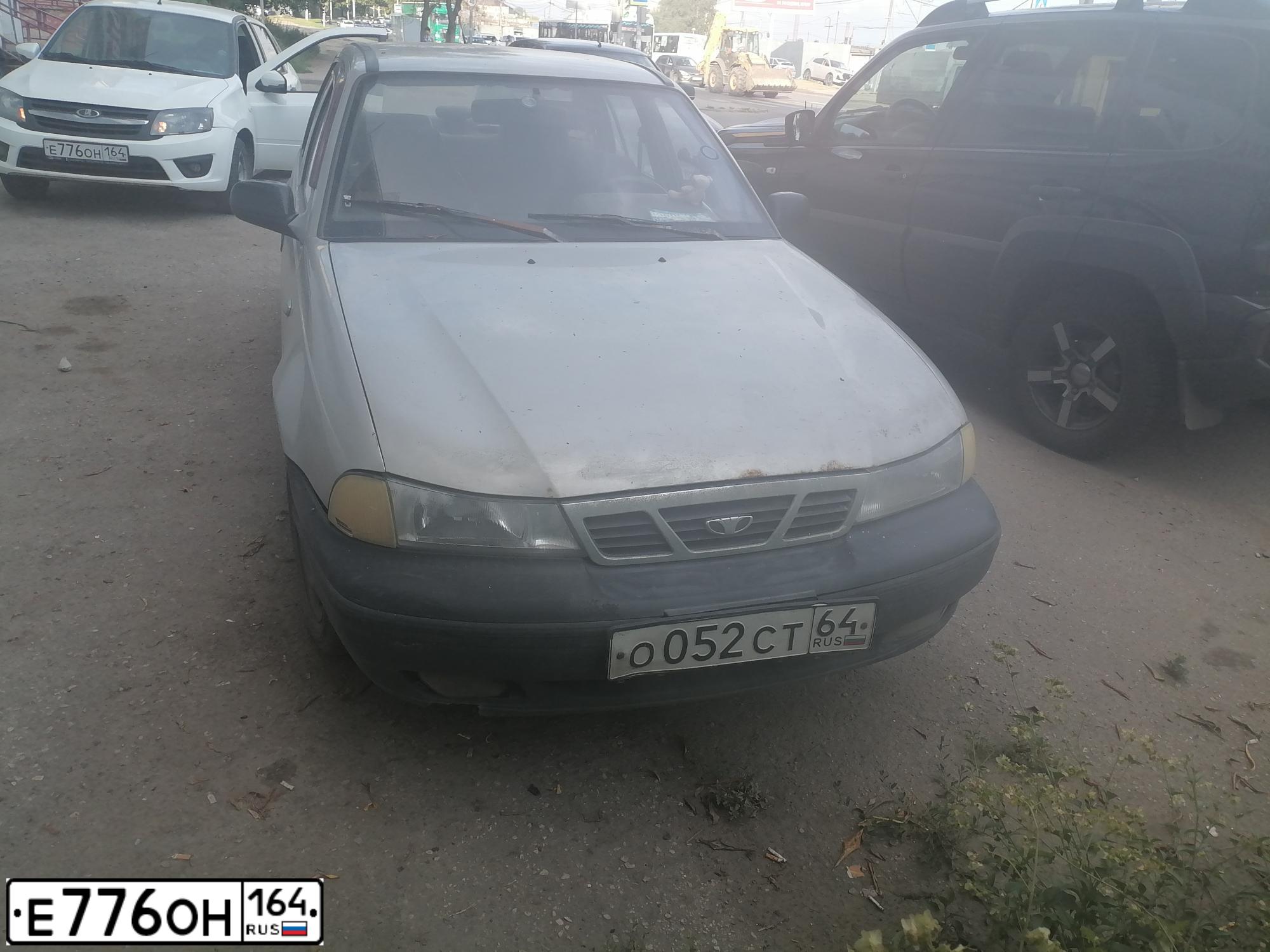 Фото автомобиля LADA 2190 GRANTA, 2018 — госномер Е776ОН164. Цвет: Белый