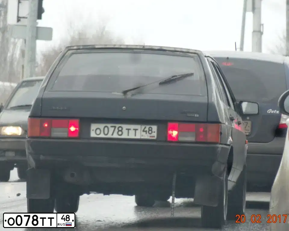 Фото автомобиля LADA 2109 SAMARA, 2003 — госномер У947АУ48. Цвет: ГРАФИТОВЫЙ МЕТАЛЛИК