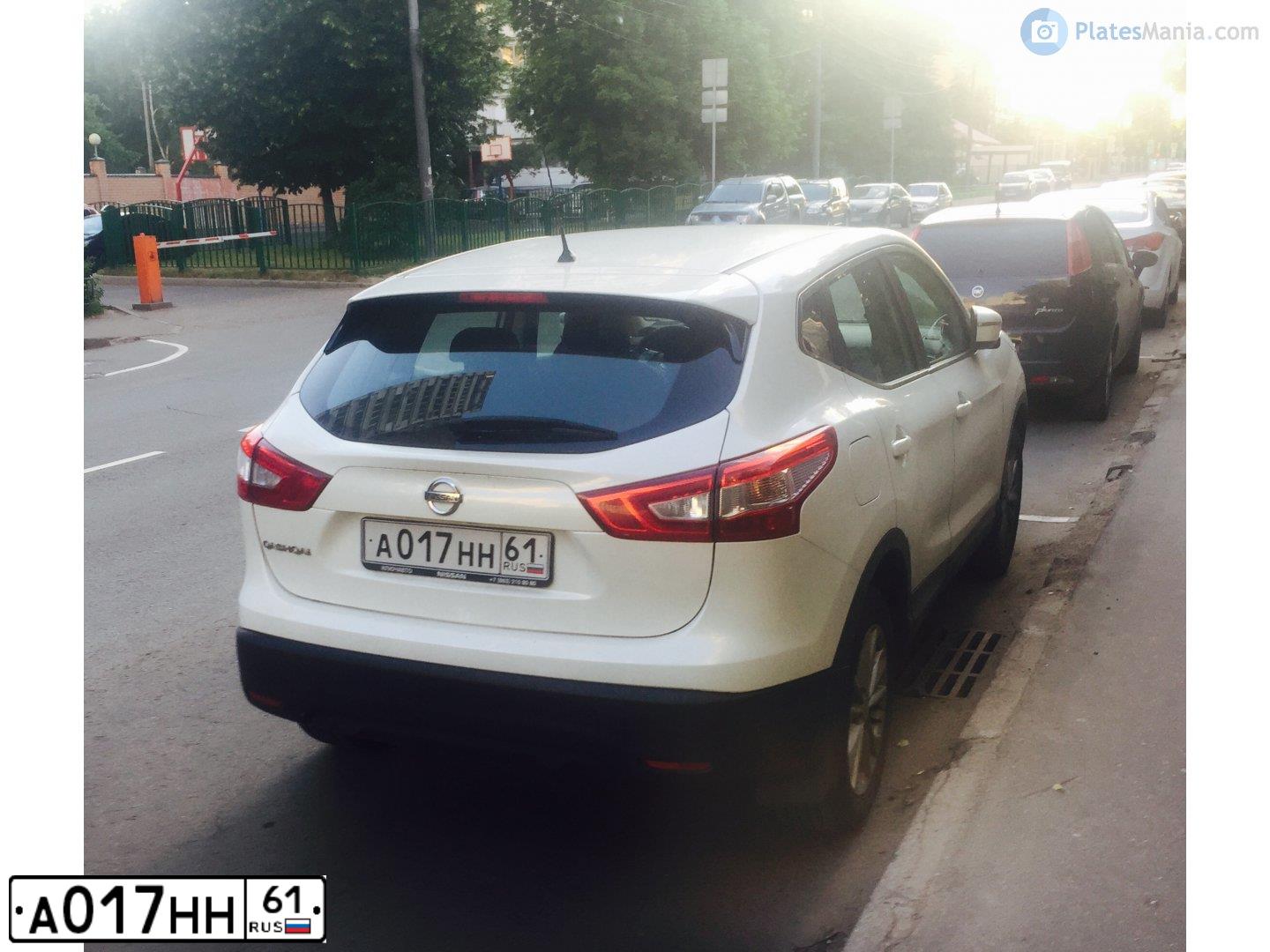 Фото автомобиля PEUGEOT 308, 2012 — госномер А340УА161. Цвет: СЕРО-БЕЖЕВЫЙ