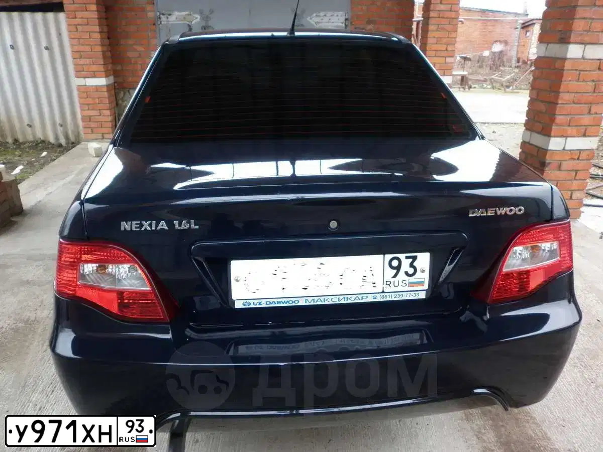 Фото автомобиля LADA 2345 WIS, 2007 — госномер Н285ВР05. Цвет: СИНИЙ