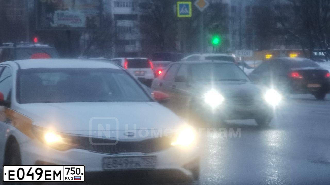 Фото автомобиля KIA RIO, 2014 — госномер К277ВВ134. Цвет: Белый