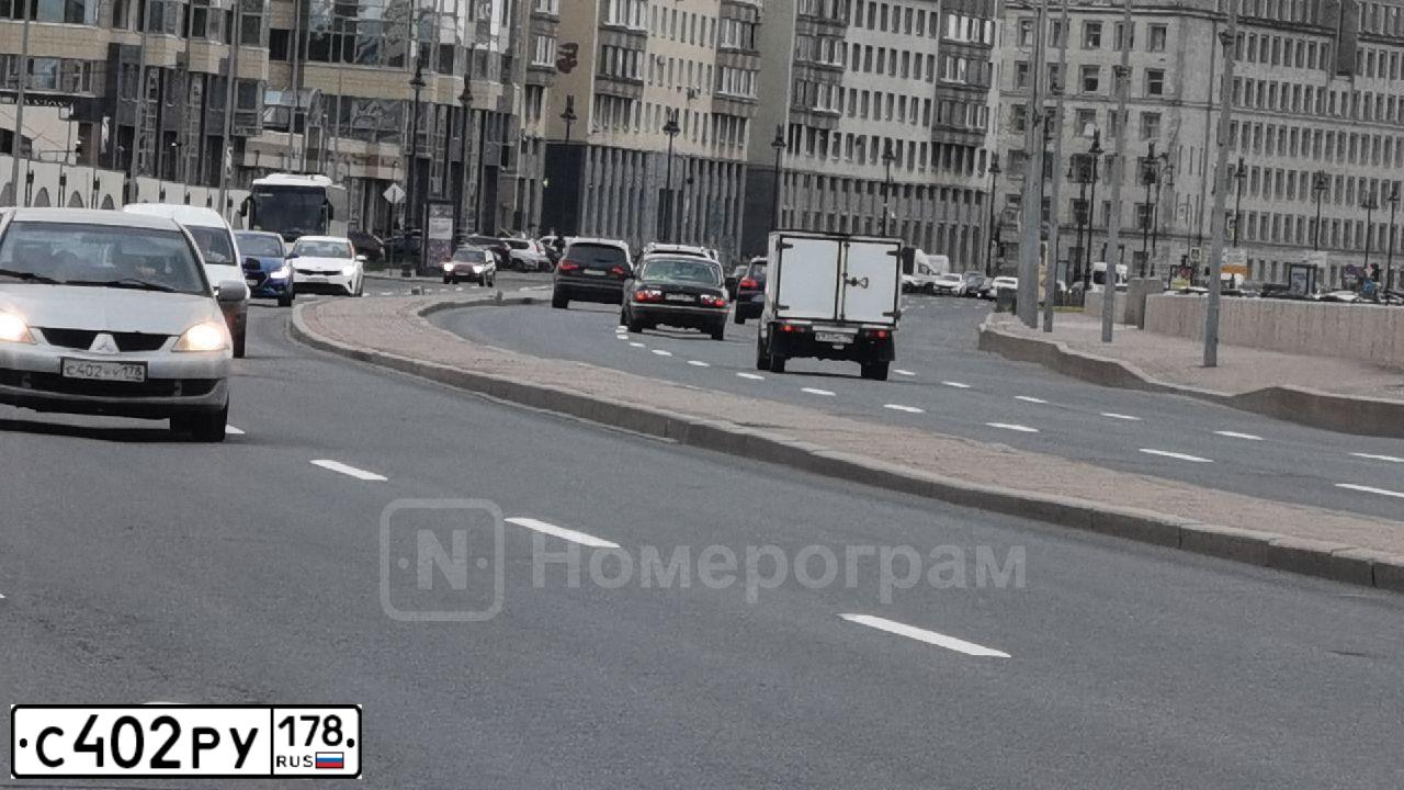 Фото автомобиля FORD FUSION, 2008 — госномер Н617ТУ15. Цвет: ТЕМНО-СЕРЫЙ
