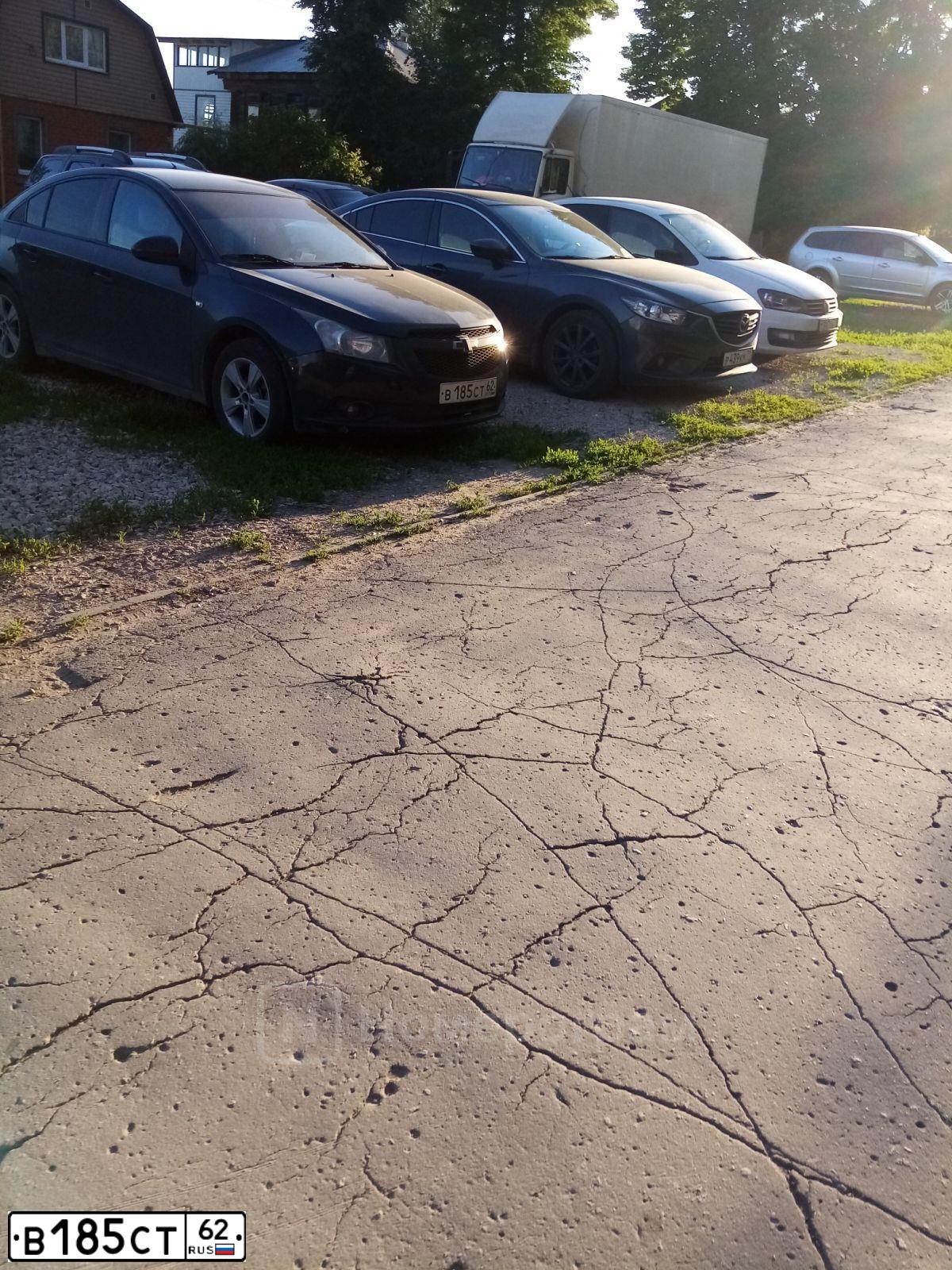 Фото автомобиля CHEVROLET CRUZE, 2010 — госномер Р126МА790. Цвет: ЧЕРНЫЙ