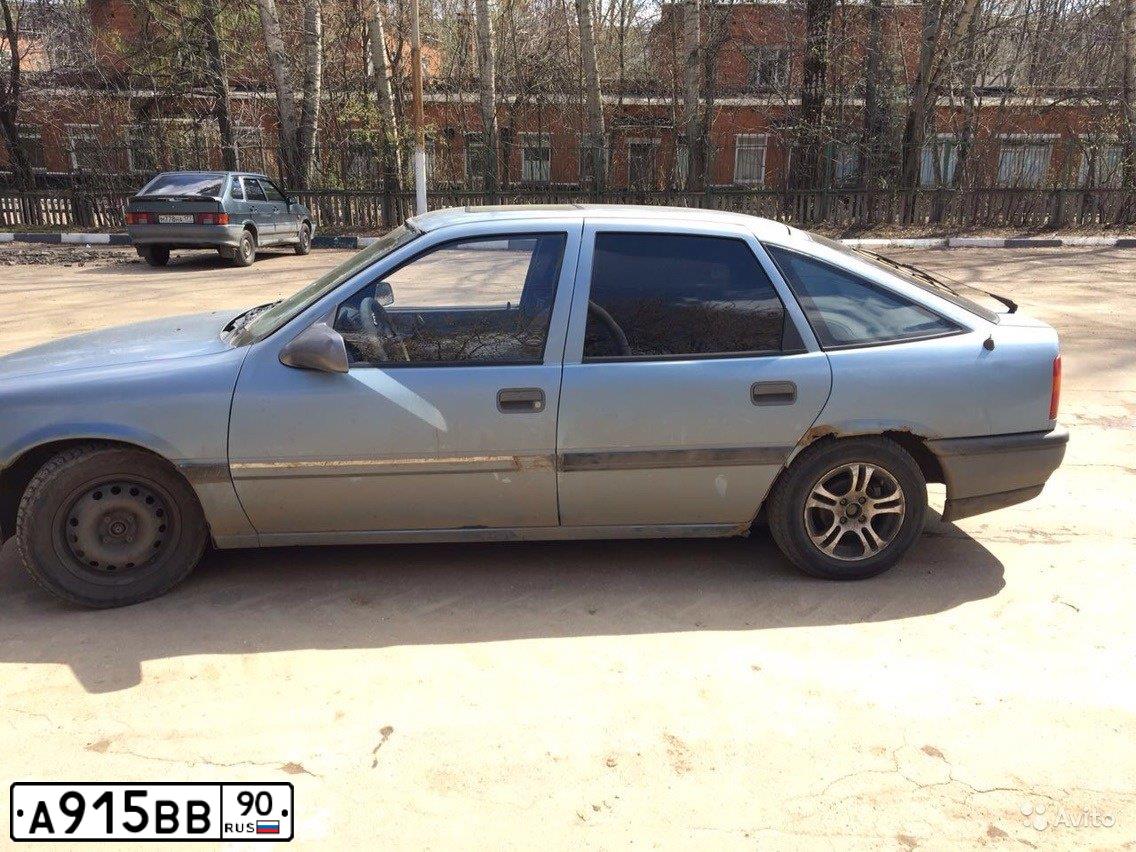 Фото автомобиля OPEL VECTRA, 1991 — госномер А915ВВ90. Цвет: ГОЛУБОЙ СВЕТЛЫЙ