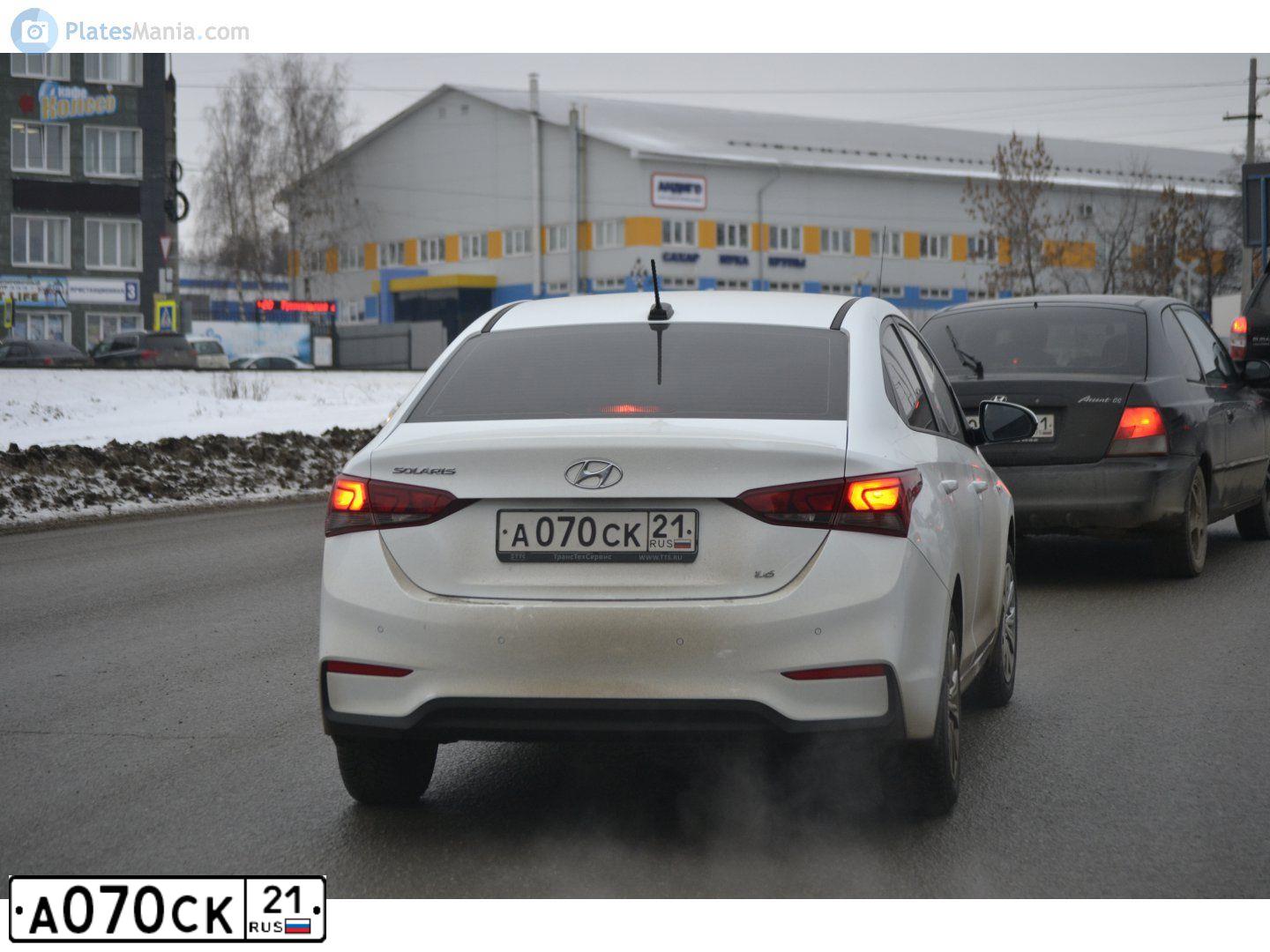 Фото автомобиля HYUNDAI SOLARIS, 2017 — госномер А070СК21. Цвет: БЕЛЫЙ