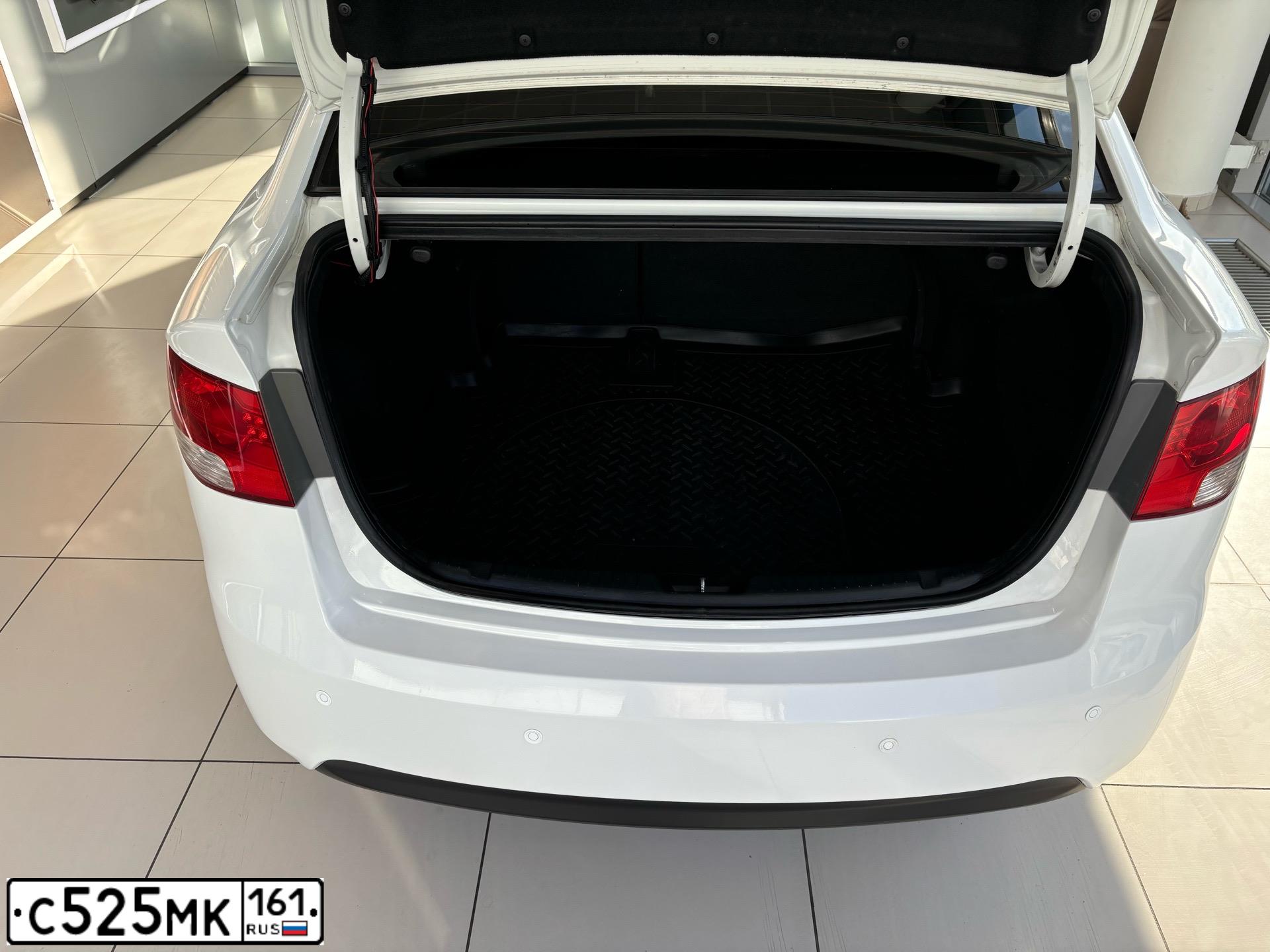 Фото автомобиля KIA CERATO, 2010 — госномер С525МК161. Цвет: БЕЛЫЙ