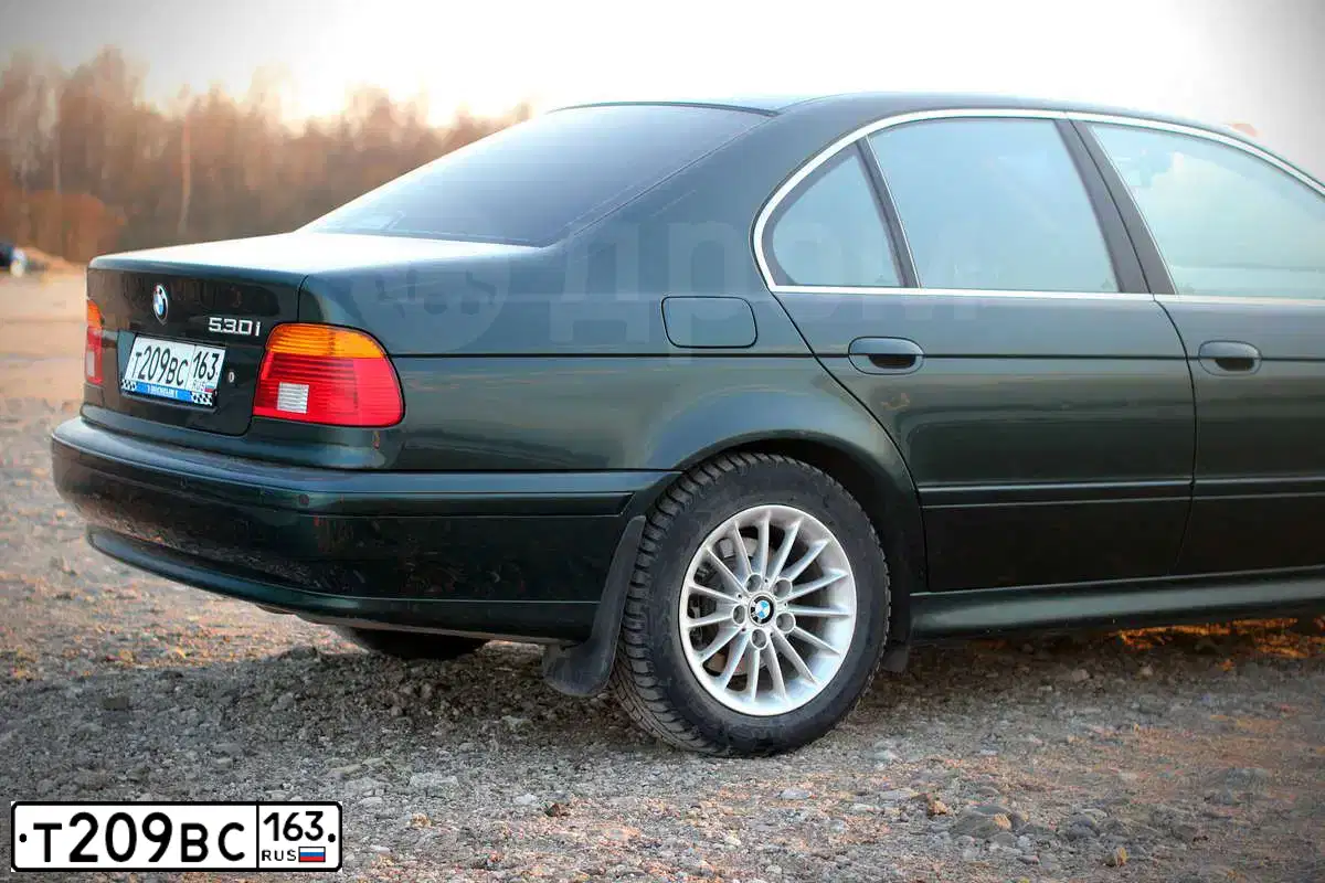 Фото автомобиля BMW SERIE 5, 2001 — госномер Т209ВС163. Цвет: ЗЕЛЕНЫЙ