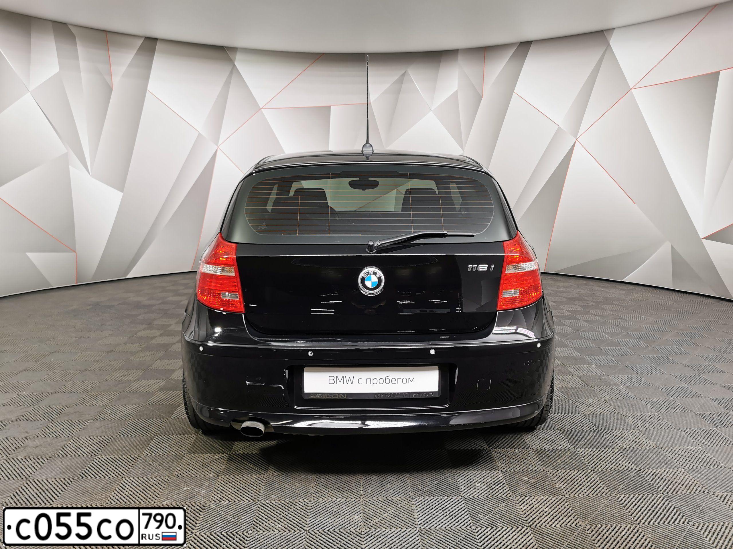 Фото автомобиля BMW SERIE 1, 2011 — госномер Р266КК46. Цвет: ЧЕРНЫЙ