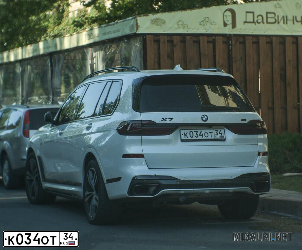 Фото автомобиля SKODA SUPERB, 2007 — госномер К034ОТ34. Цвет: ЧЕРНЫЙ