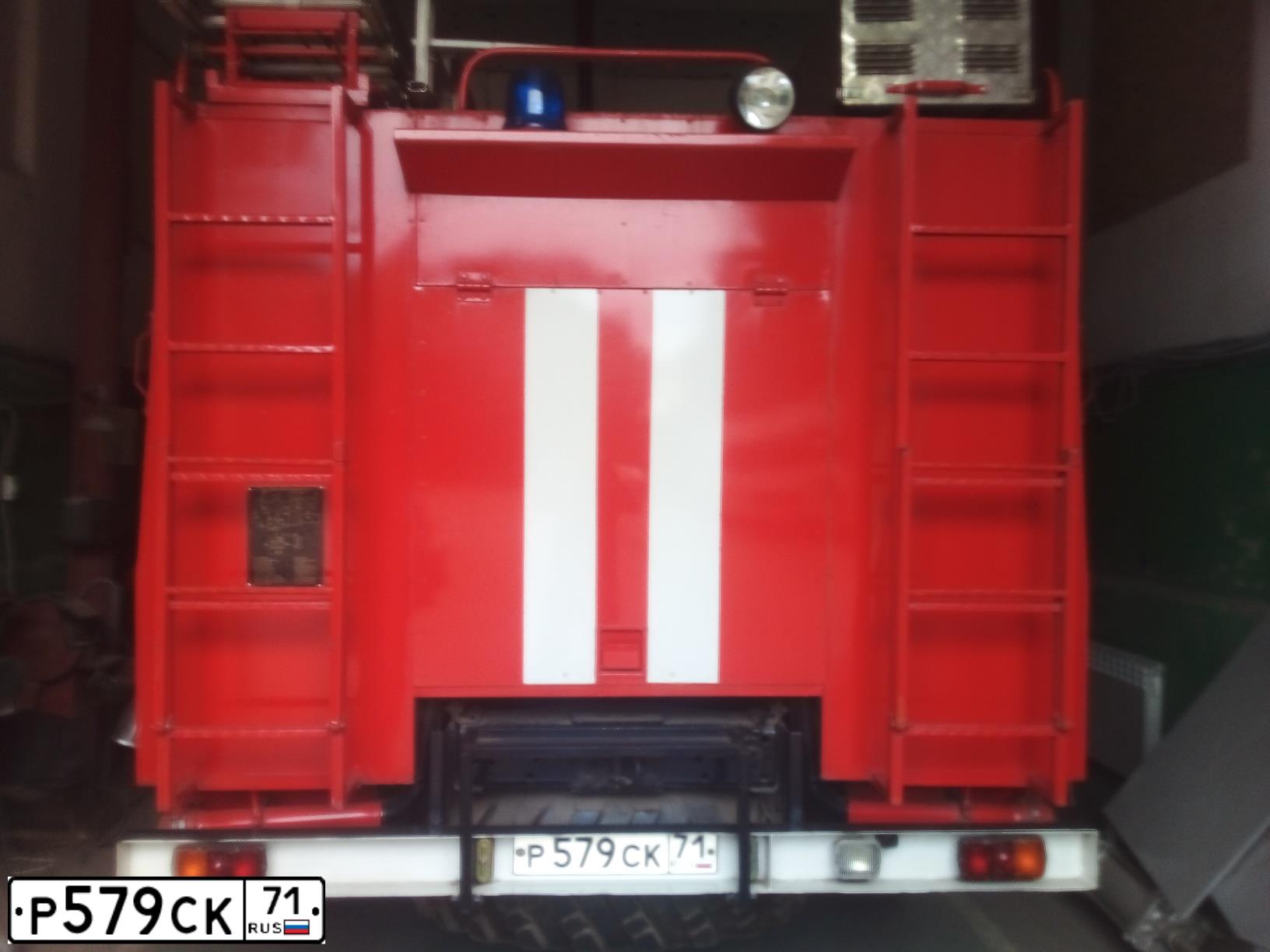 Фото автомобиля KAMAZ 4326 /4X4/, 2013 — госномер Р579СК71. Цвет: ГОСТ Р 50574-2002