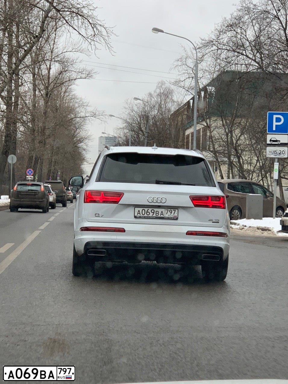 Фото автомобиля AUDI Q7, 2019 — госномер А069ВА797. Цвет: БЕЛЫЙ