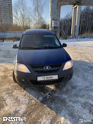 Фото автомобиля LADA LARGUS FURGON, 2017 — госномер Т657СТ123. Цвет: синий
