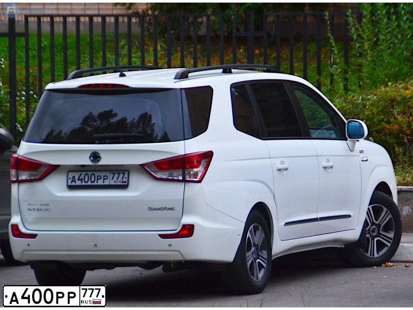 Фото автомобиля SSANGYONG STAVIC, 2014 — госномер С643АХ790. Цвет: Белый