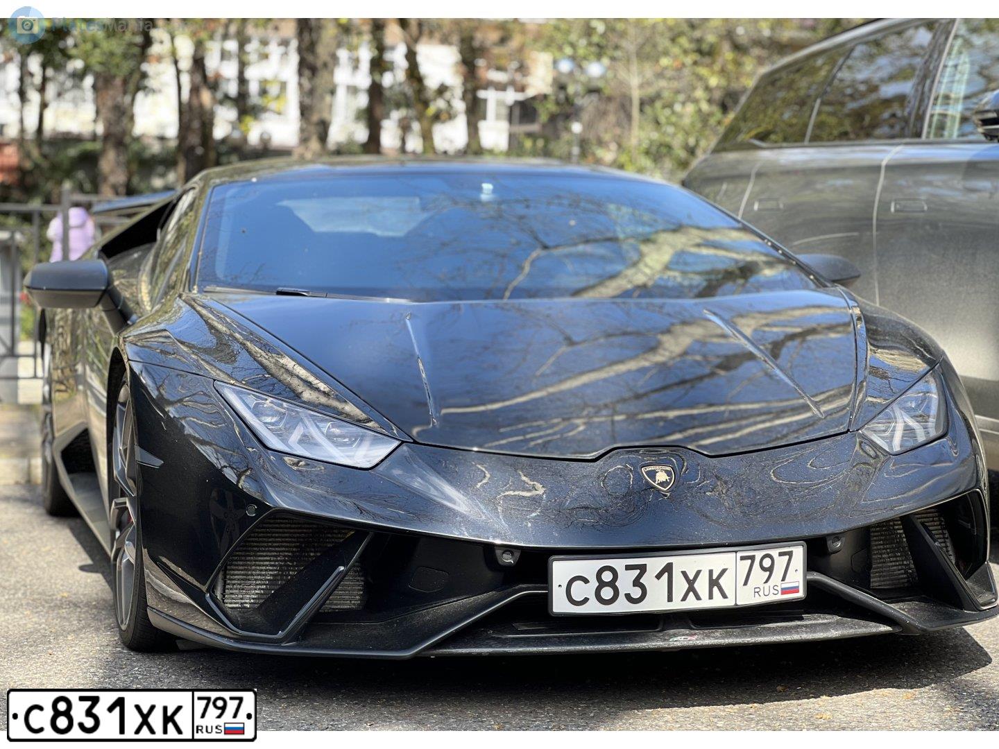 Фото автомобиля LAMBORGHINI HURACAN, 2017 — госномер С831ХК797. Цвет: ЧЕРНЫЙ