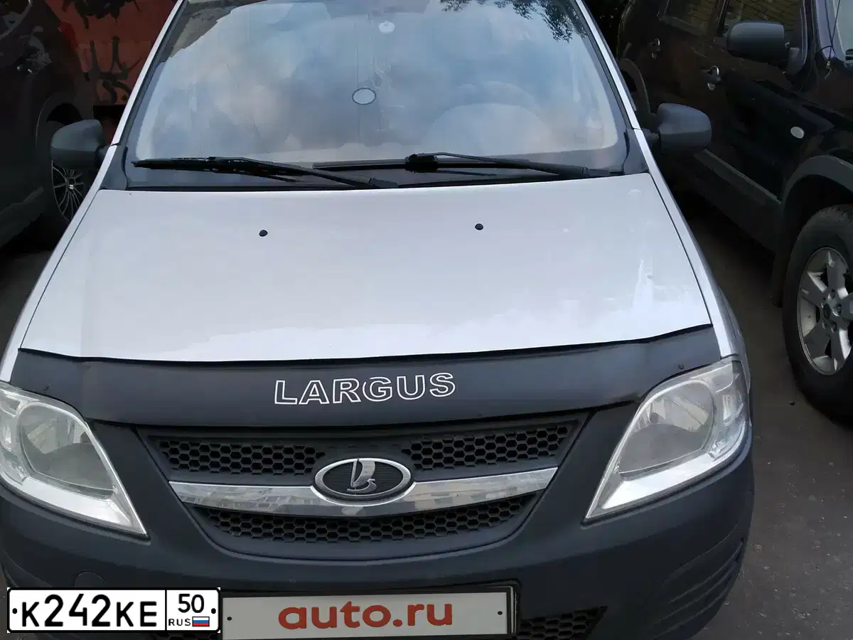 Фото автомобиля VAZ LARGUS, 2012 — госномер К242КЕ50. Цвет: СЕРЫЙ