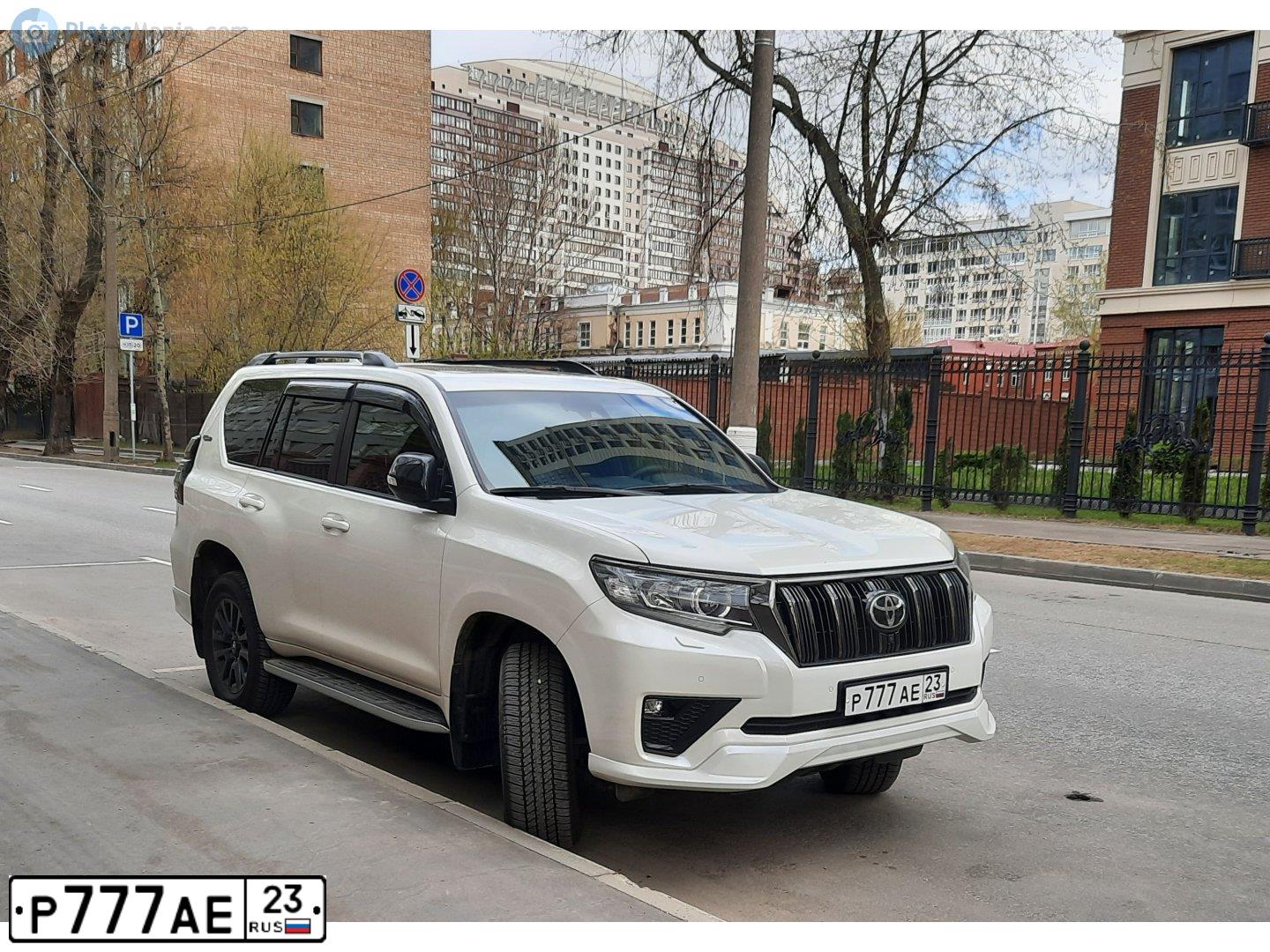 Фото автомобиля LADA 2114 SAMARA, 2012 — госномер Р777АЕ23. Цвет: БЕЛЫЙ