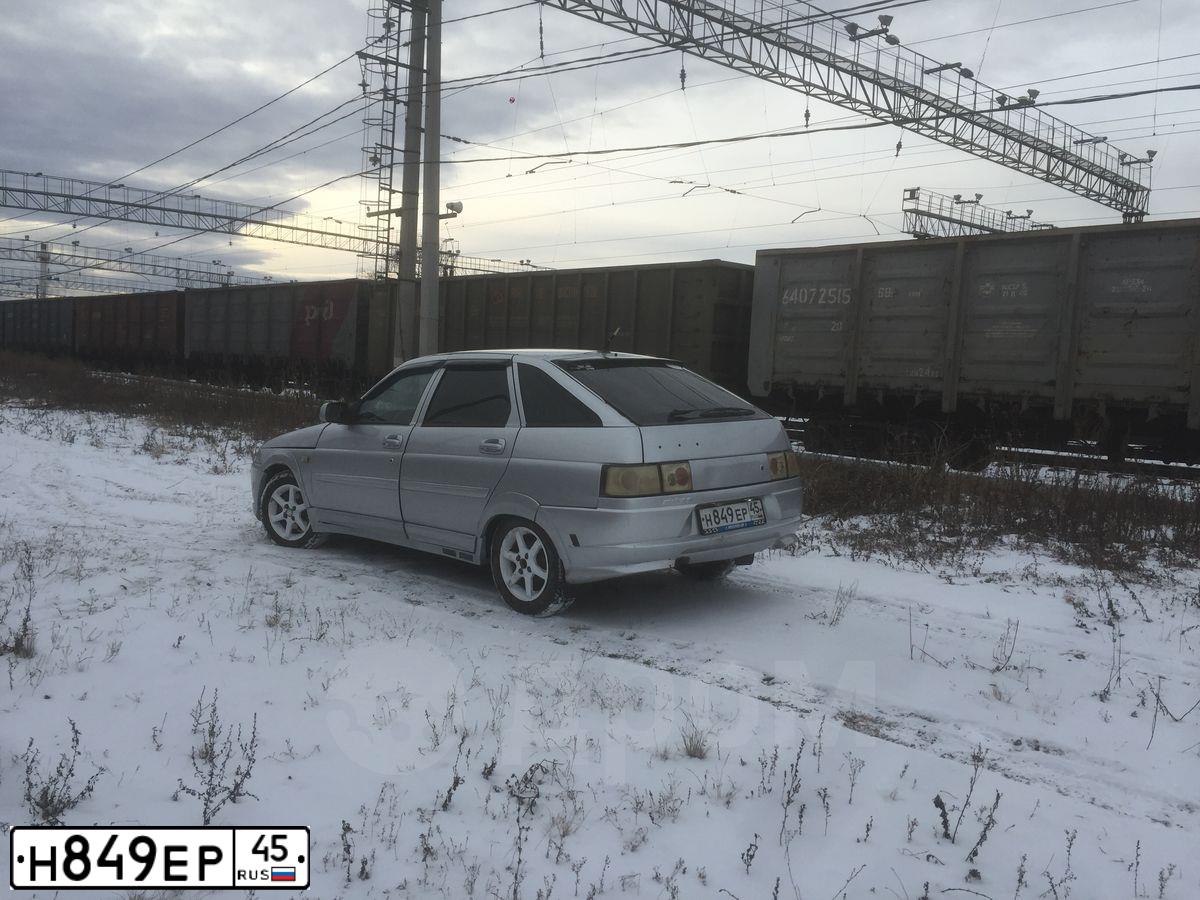 Фото автомобиля LADA 2112, 2004 — госномер А454ВС17. Цвет: СВЕТЛО СЕРЫЙ