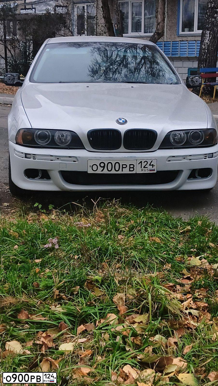 Фото автомобиля BMW SERIE 5, 1999 — госномер Е120ОХ124. Цвет: Серый