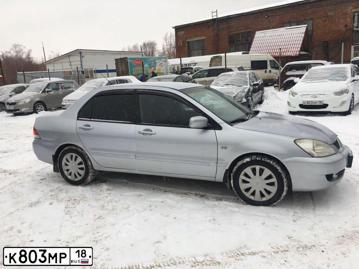 Фото автомобиля HYUNDAI SOLARIS, 2014 — госномер Т118МТ18. Цвет: БЕЛЫЙ