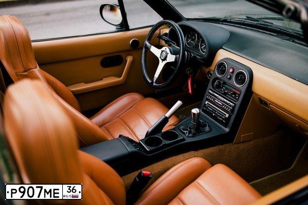 Фото автомобиля MAZDA MX-5, 1993 — госномер С313НХ97. Цвет: ЗЕЛЕНЫЙ