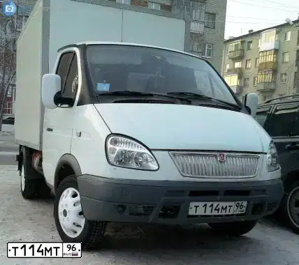 Фото автомобиля GAZ Z 3302 GAZEL, 2005 — госномер Т114МТ96. Цвет: Белый