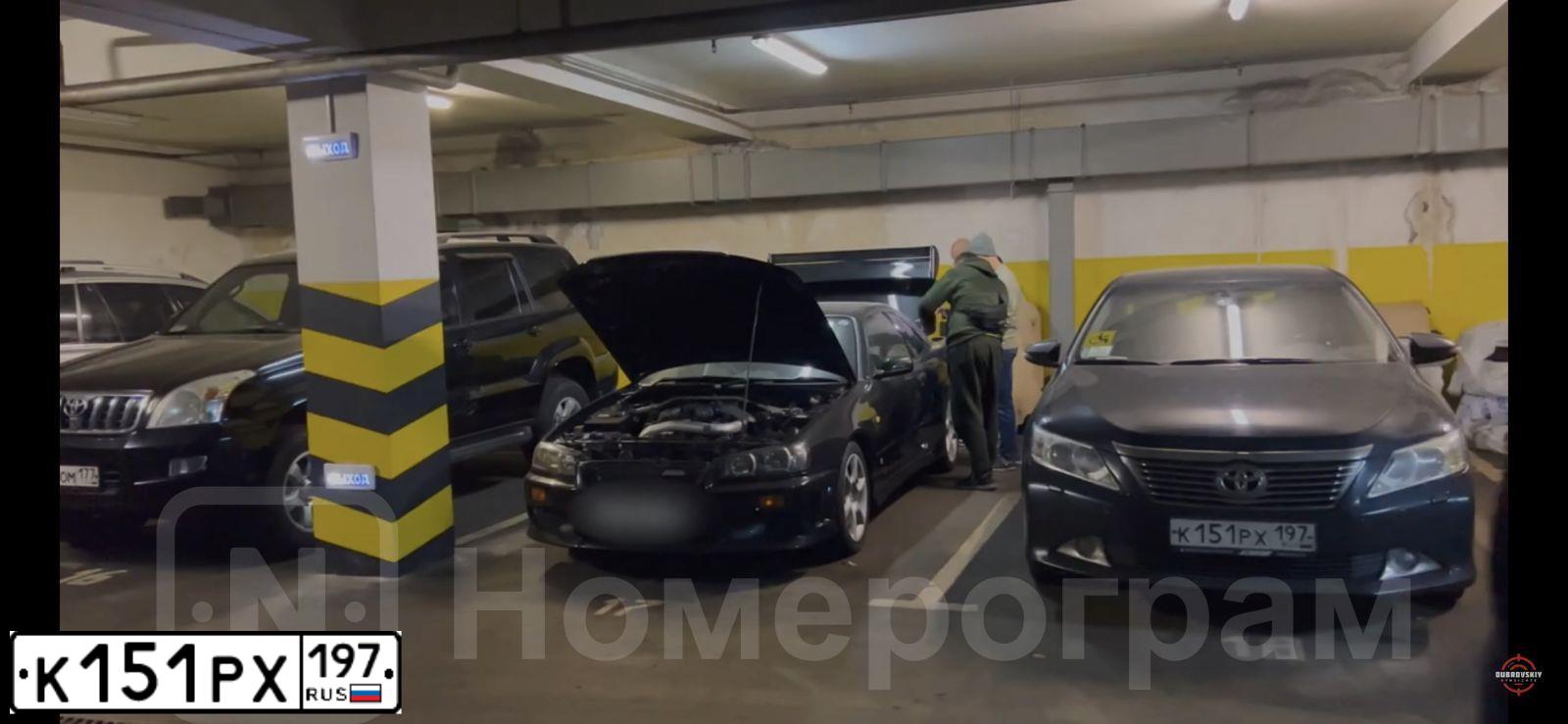 Фото автомобиля TOYOTA CAMRY, 2011 — госномер К151РХ197. Цвет: Темно-серый металлик