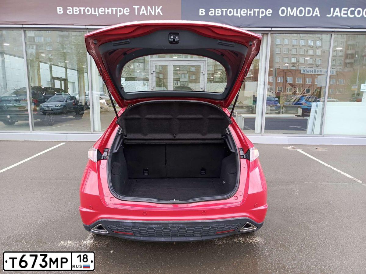 Фото автомобиля HONDA CIVIC, 2008 — госномер Е791ВУ18. Цвет: Красный