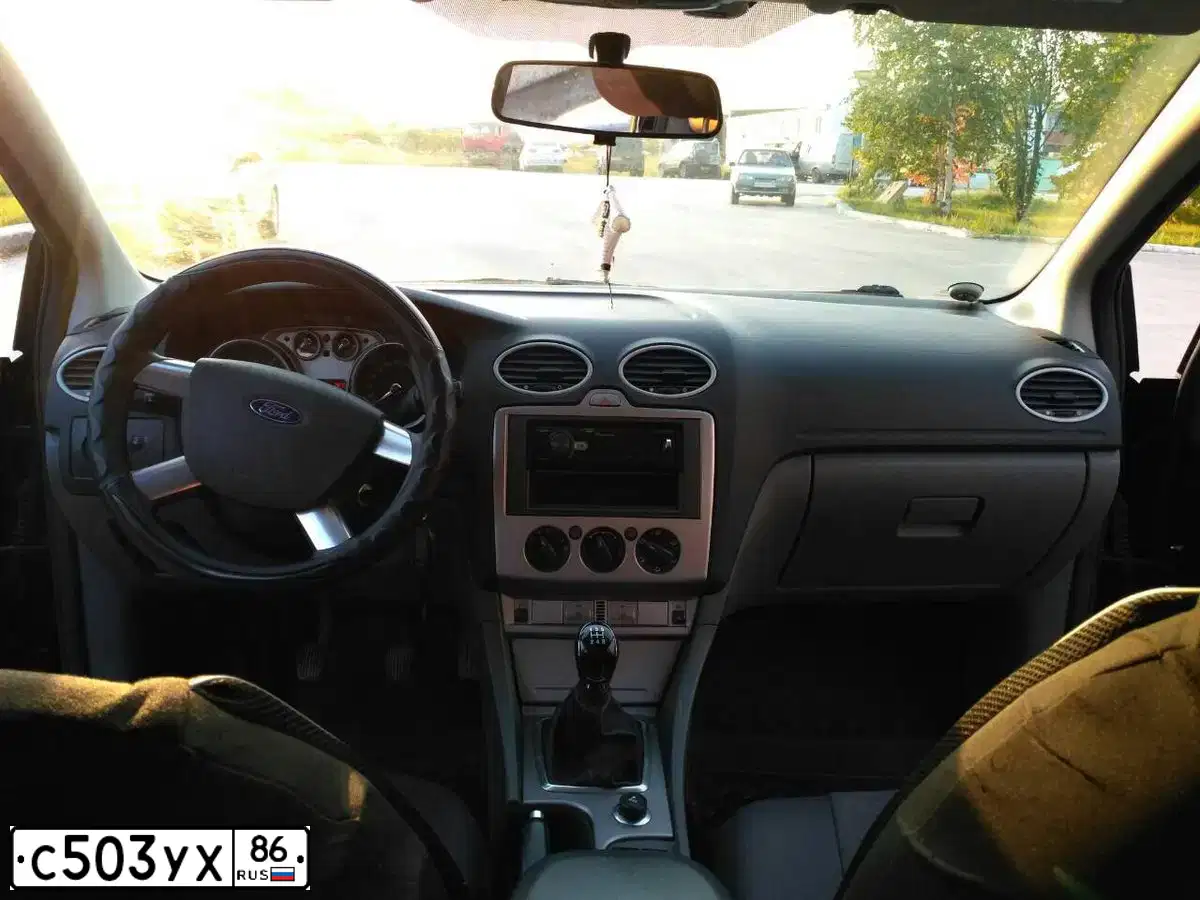Фото автомобиля FORD FOCUS, 2011 — госномер С503УХ86. Цвет: ЧЕРНЫЙ