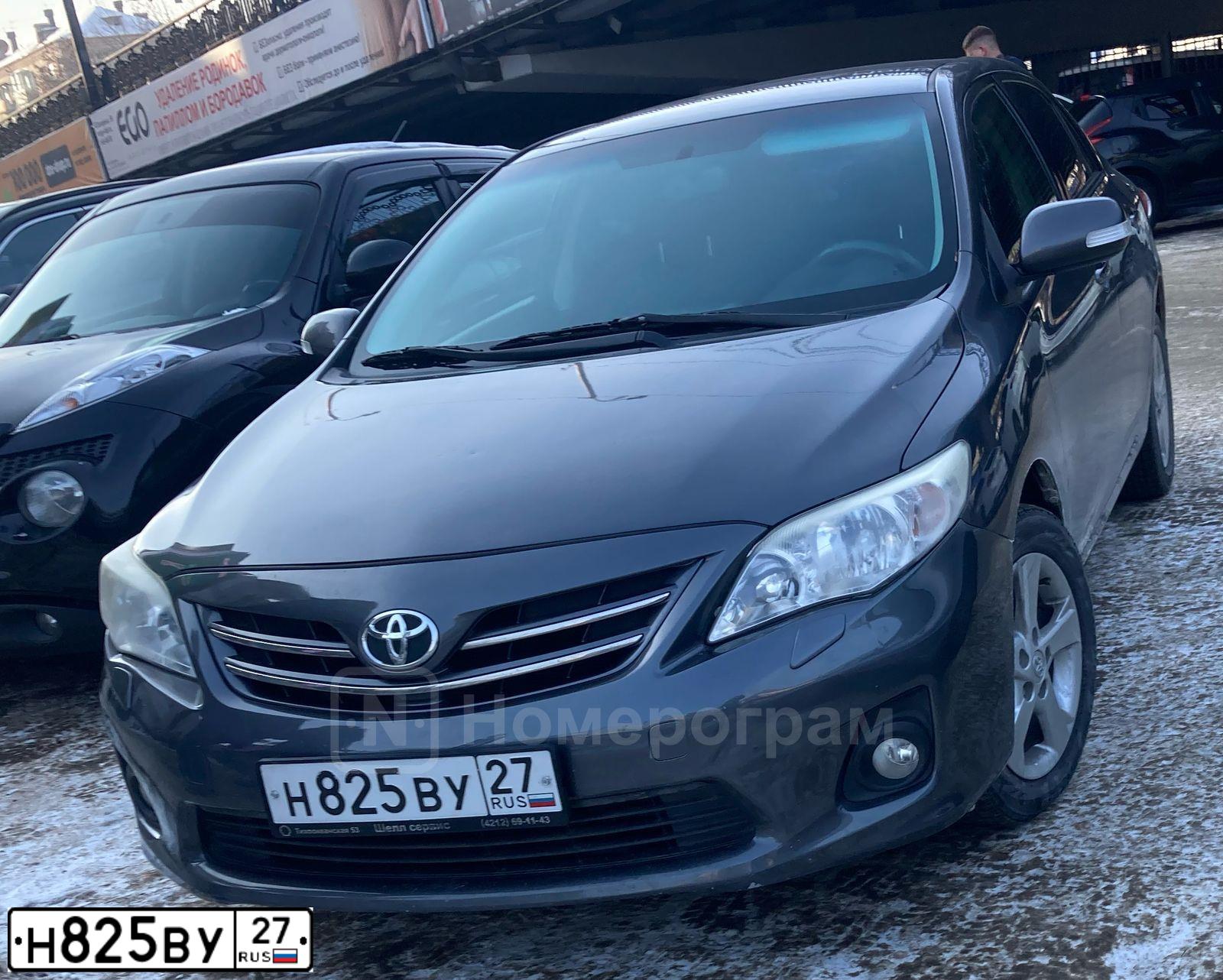 Фото автомобиля HYUNDAI COUNTY, 2004 — госномер Н852ВУ27. Цвет: Бежевый-коричневый