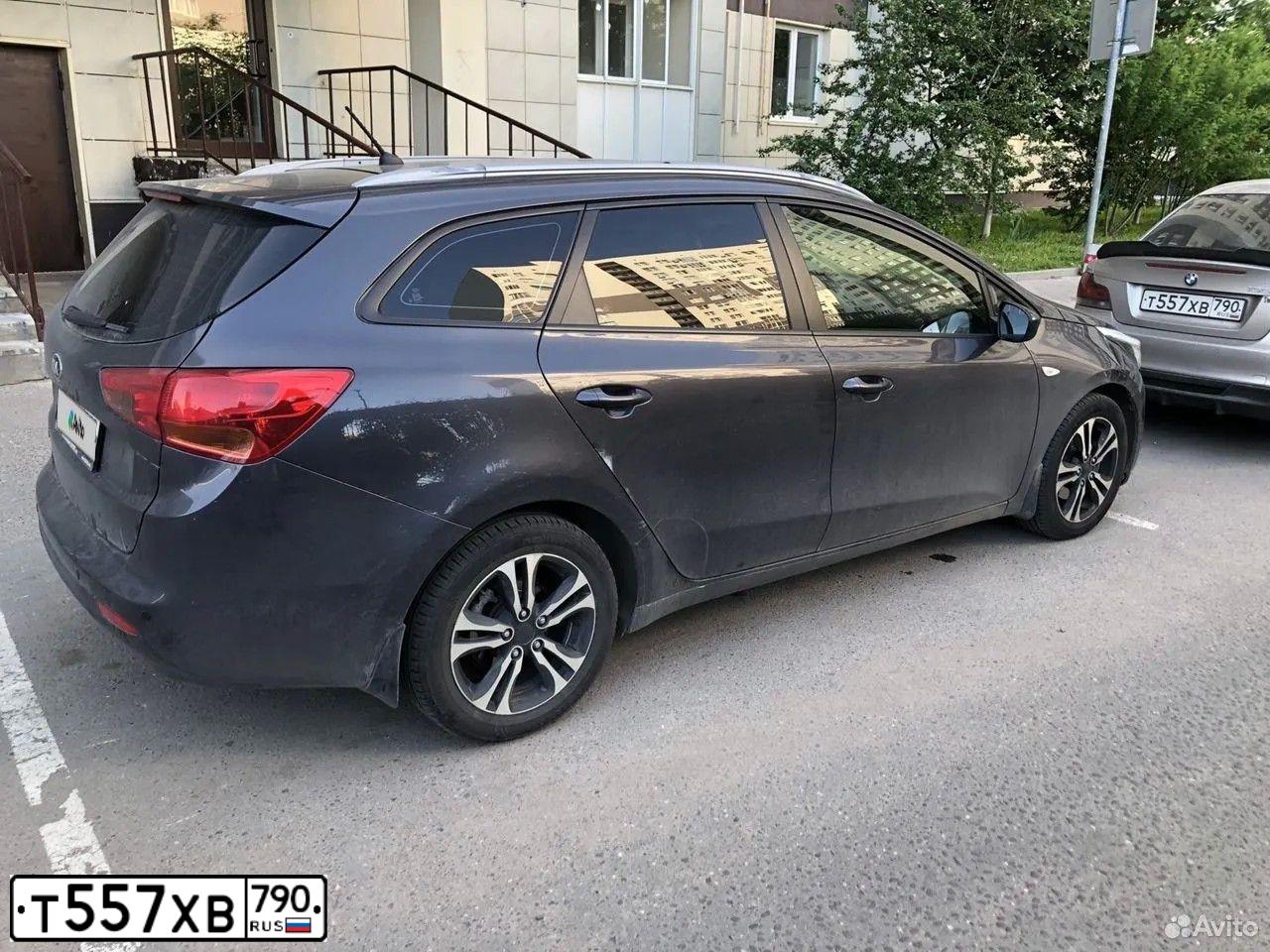 Фото автомобиля BMW SERIE 1, 2008 — госномер С600МУ152. Цвет: СЕРЫЙ